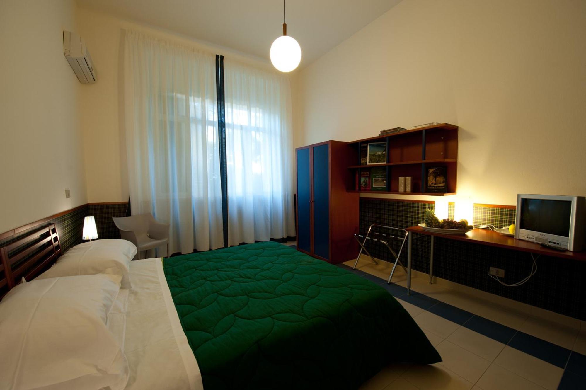 Hotel Villa Sturzo Caltagirone Luaran gambar
